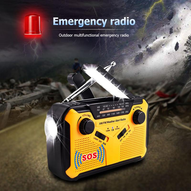 Radio de survie US BG155A avec ses accessoires